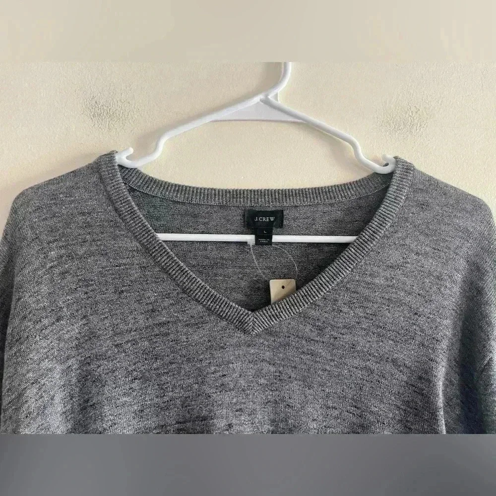 Men’s J. Crew V-Neck Cotton Sweater in Gray